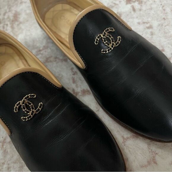 CHANEL Classic Black Cap Toe Flats Loafers Sz. 38.5 - Picture 5 of 10